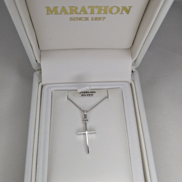 Vintage Marathon Sterling Silver Cross Pendant with 18" Chain - Picture 3 of 10